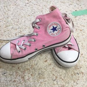 PINK CONVERSE
